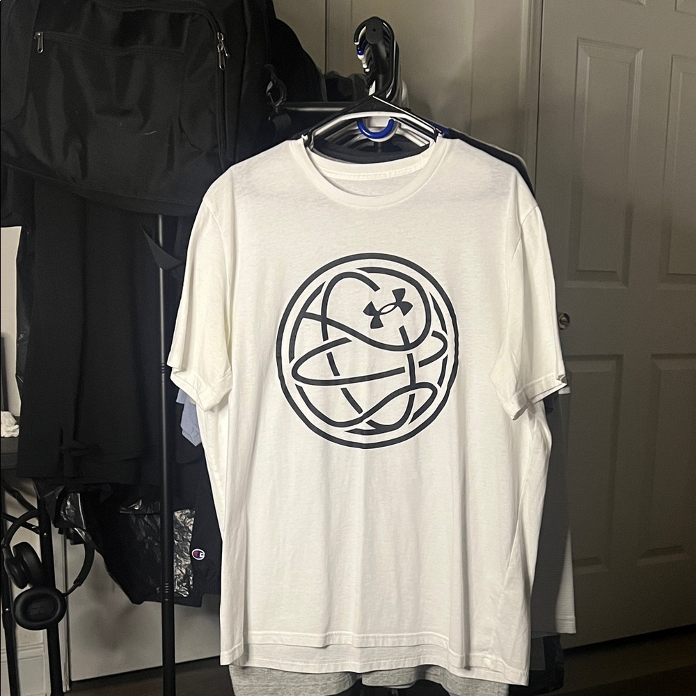 Under Armour White T-Shirt with Black Graphic